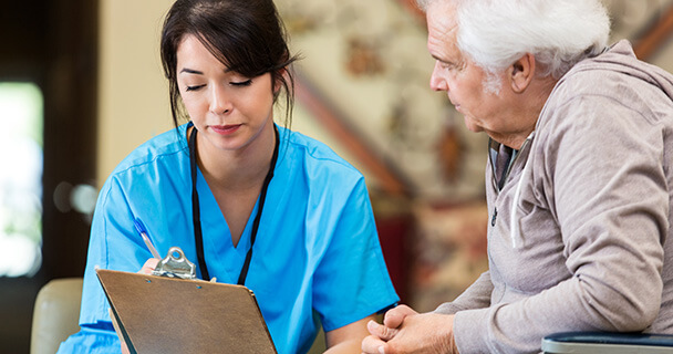 Blog: Nursing at an Assisted Living Facility vs. a Nursing Home_517850898